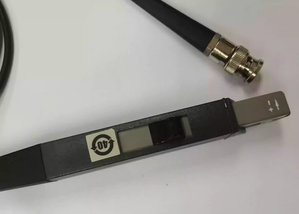 Tektronix P6021 oscilloscope AC current probe only probe front current clamp