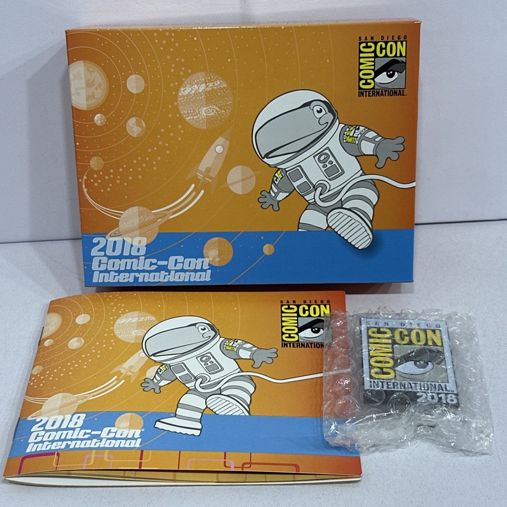 SAN DIEGO COMIC-CON 2018 ENAMEL PIN BOX & BOOK