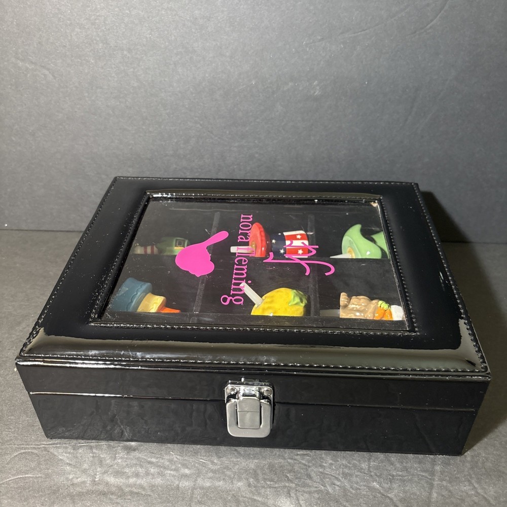 NORA FLEMING MINIS IN BOX 9 Pieces Stunning