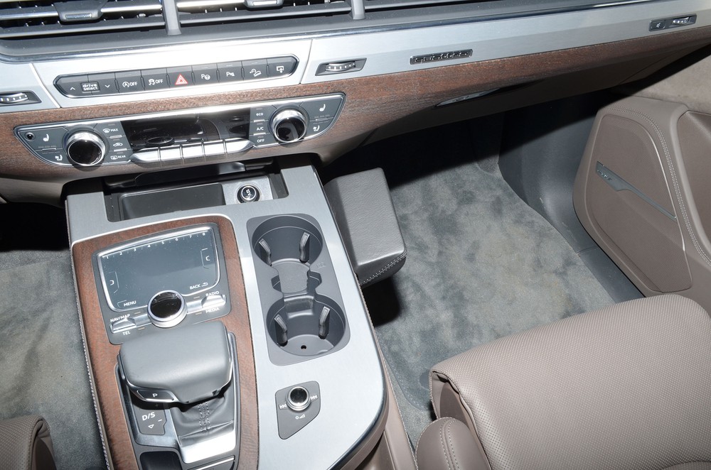 KUDA Phone Mount 2065 Suitable For Audi Q7 From 2015