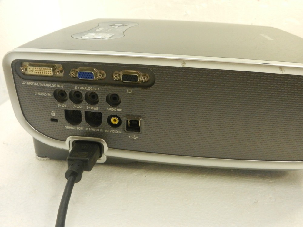 Canon Sx7 Projector Lcd Multimedia/DATA Projector - WORKS