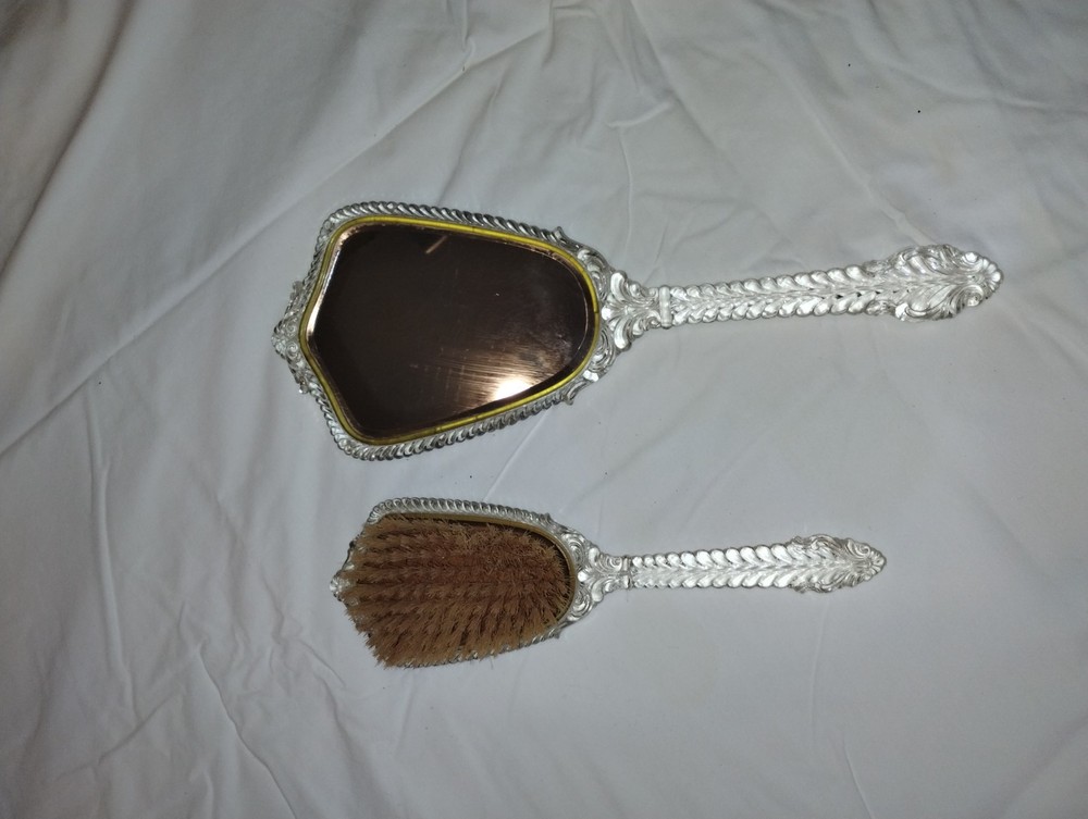 Vintage 8piece Vanity Set With Box. Complete Cottage Core