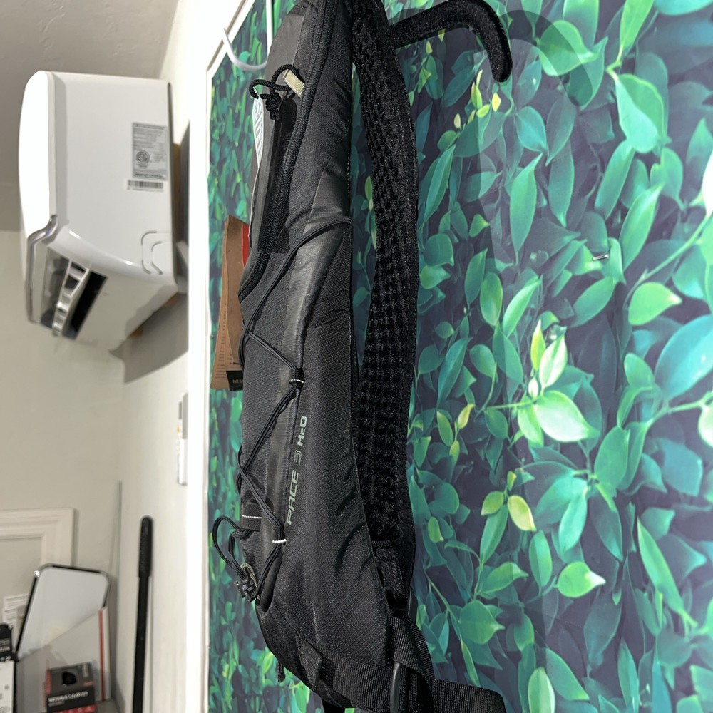 Gregory Black Pace 3 H2O Pack With defects