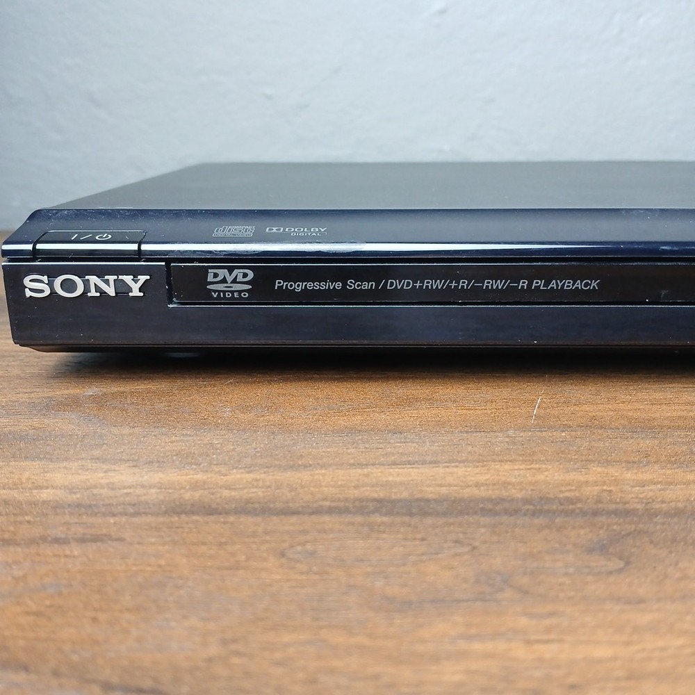 Sony CD/DVD Player DVP-SR200P Black No Remote *Read Description*