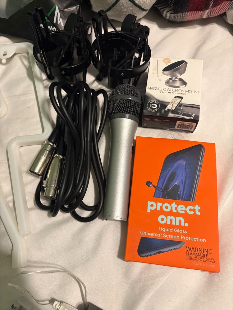 Audio-Technica ATR2100 Microphone + Boom Arm, LED Lights, Gaming Setup Bundle