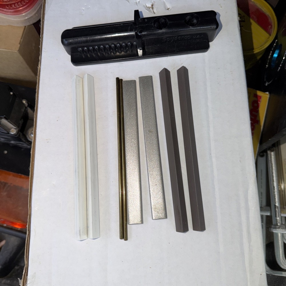 Spyderco Tri-Angle Sharpmaker Kit Knife Sharpening System Vintage Used Nice