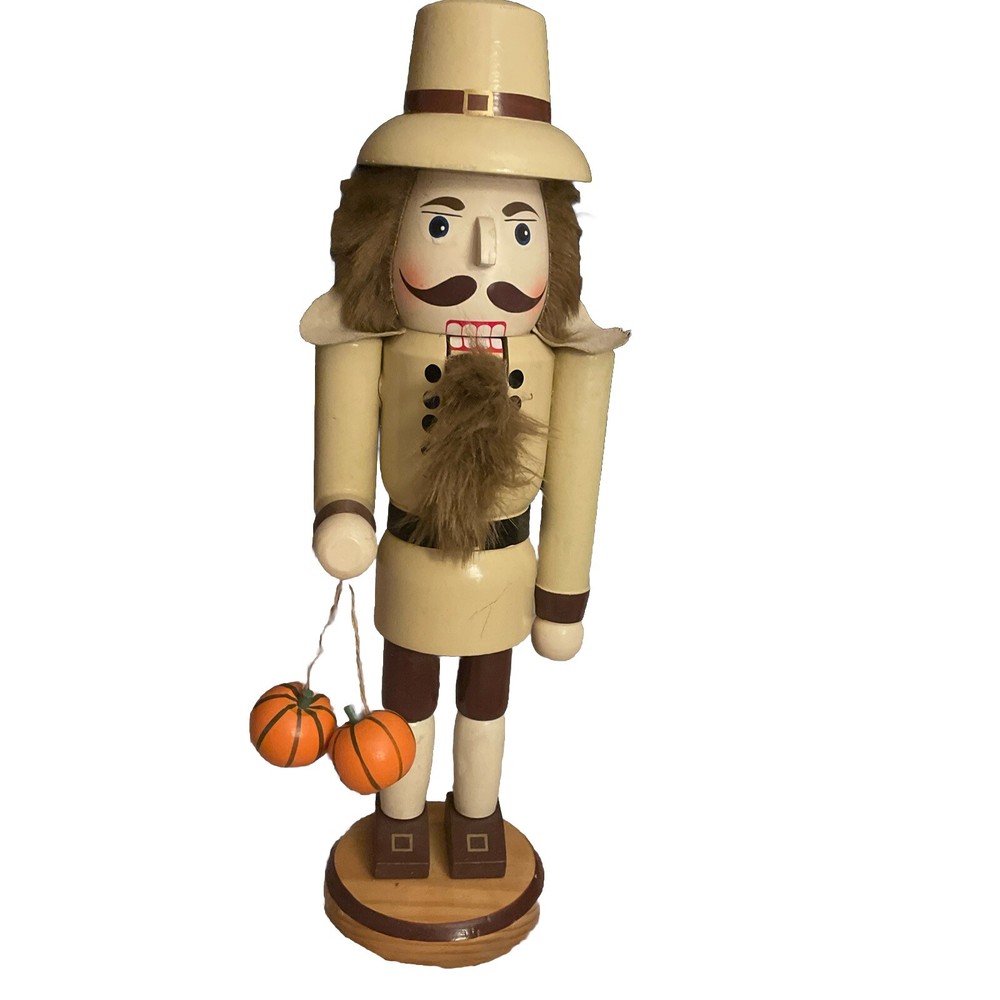 Pilgrim Nutcracker Holding Pumpkins Tan Pre-owned