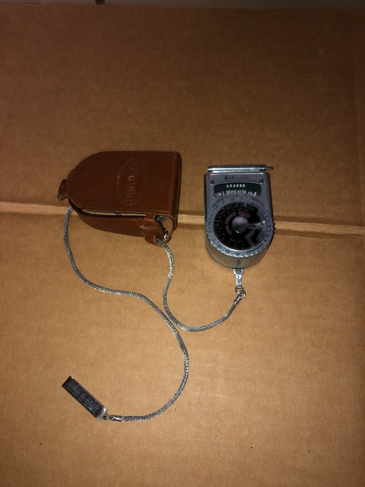 SEKONIC LIGHT METER MODEL L-VI