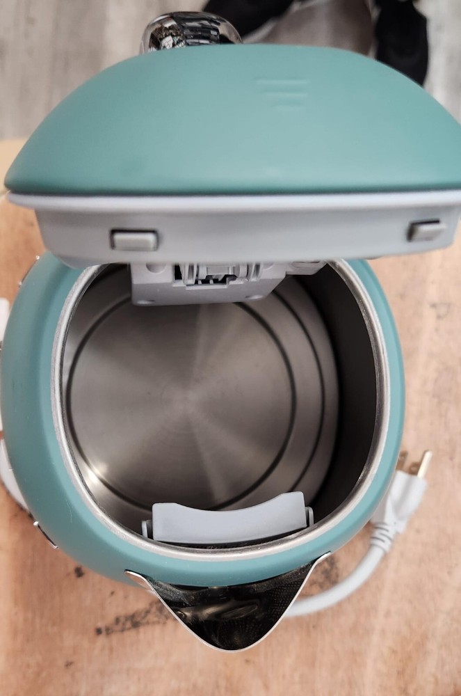 Smeg, 7-Cup, Retro Style Electric Kettle in Jade Open box