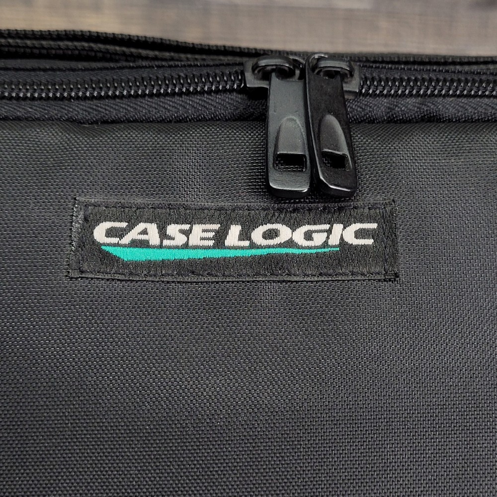 1990s Case Logic 30 Cassette Tape Carrying Case Adjustable Strap Vintage EUC