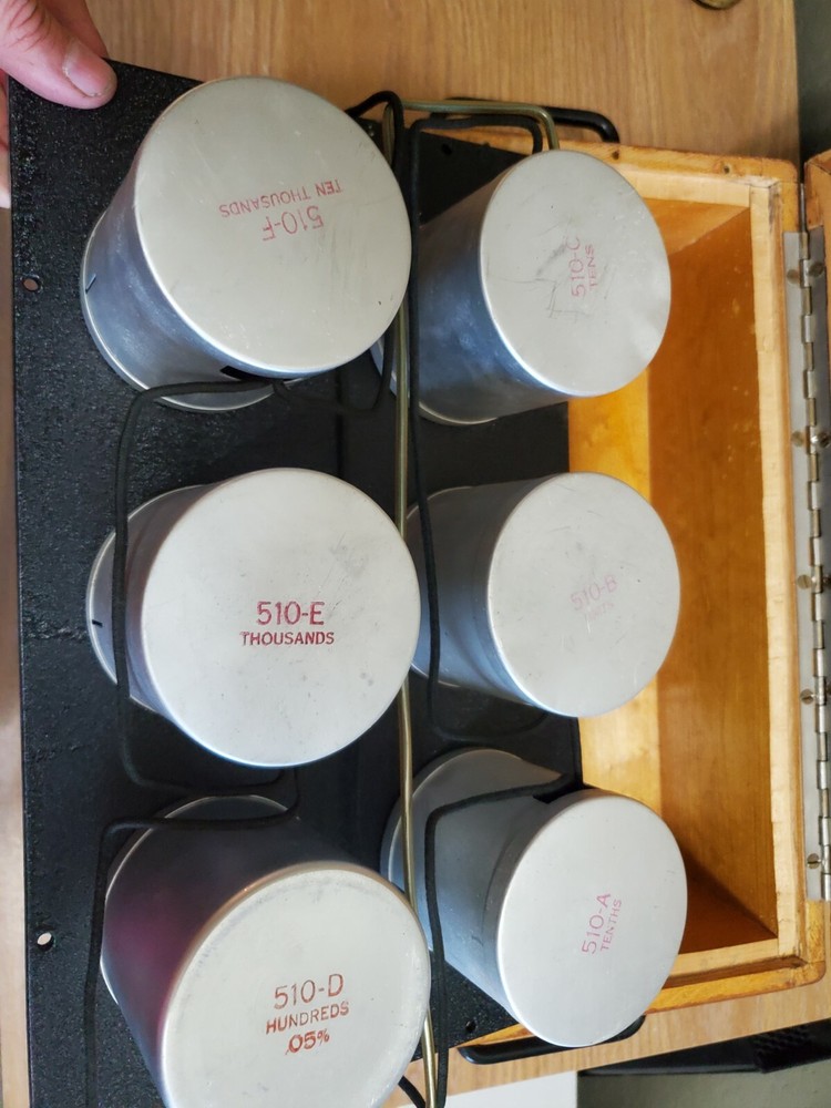 Decade Resistor 6 -Dials 0.1 ohm/step - 10k ohm/step
