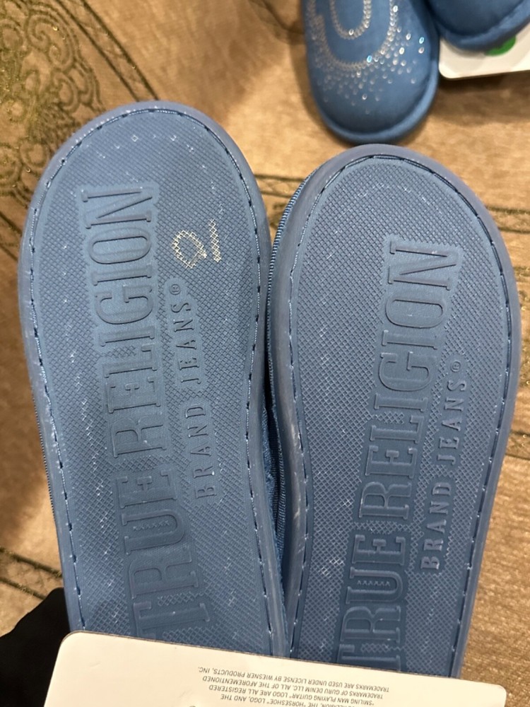 True Religion Slipper