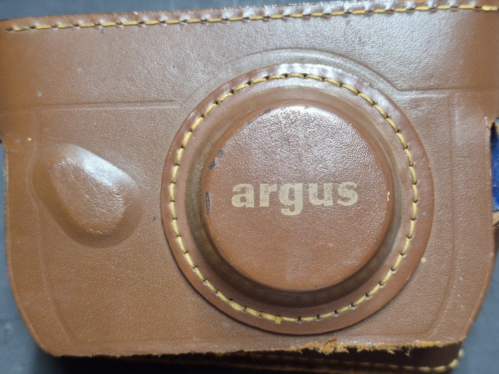 UNTESTED READ! Vintage Argus Cintar Camera 50mm