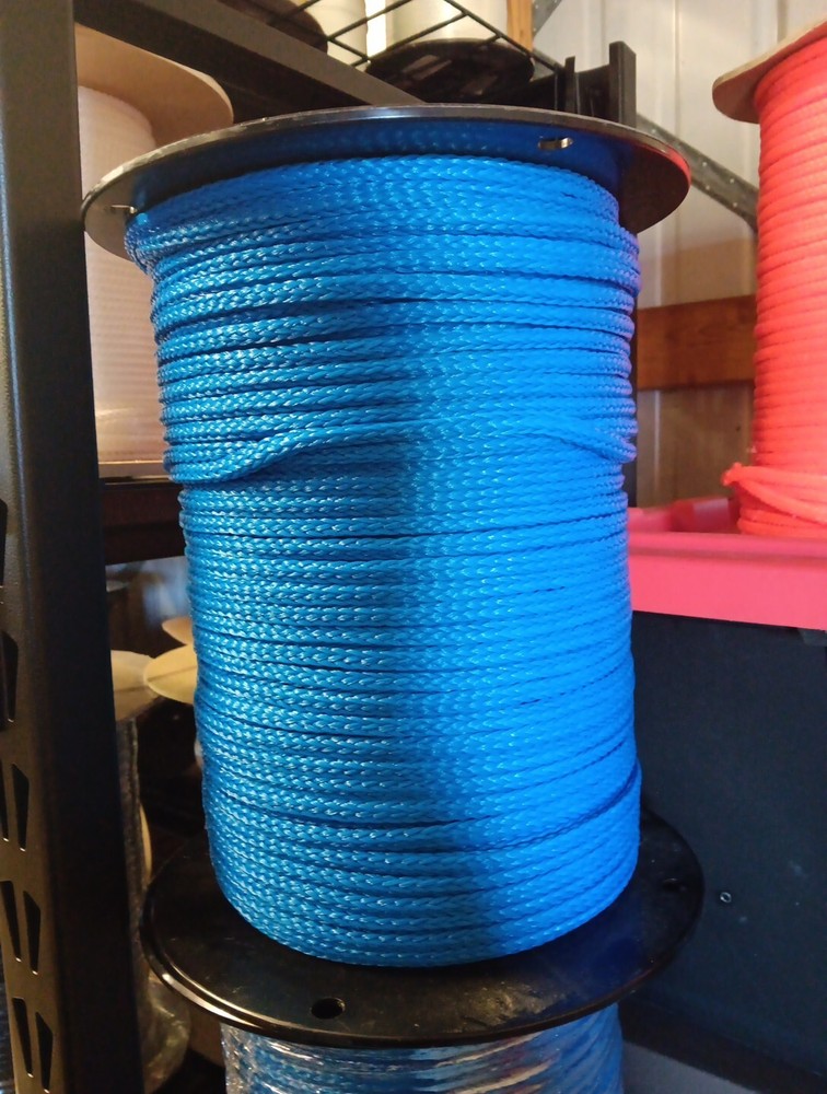 5/16" x 600 ft. High Tenacity Hollow Braid Polyethylene Rope. Blue.