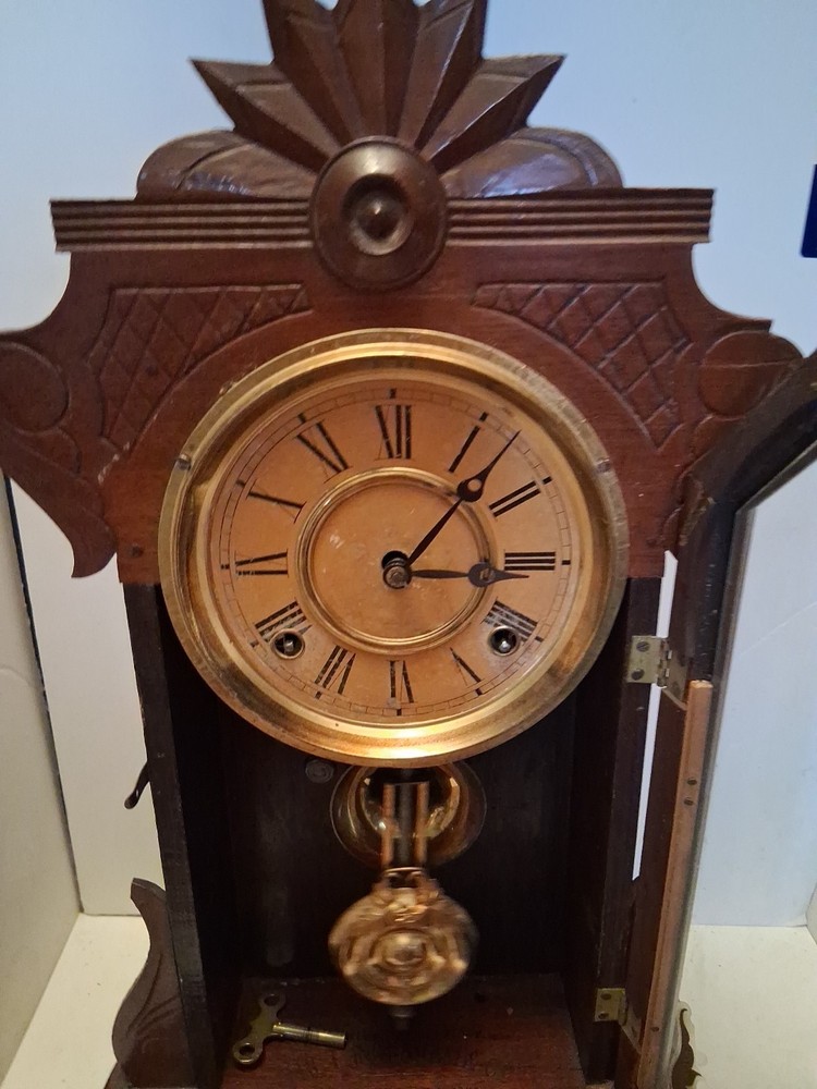 Antique E Ingraham Parlor Gingerbread Mantle Clock Working. Beautiful