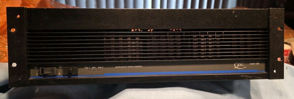QSC Model 1200 2-Channel Power Amplifier