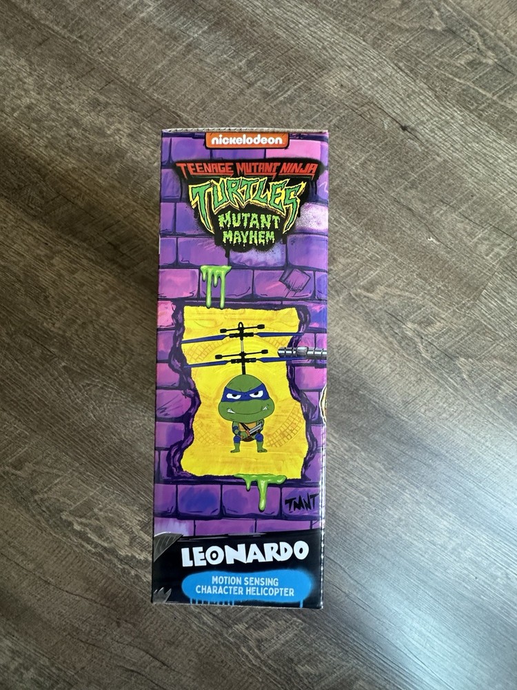 Nickelodeon Turtles Ninjas Leonardo Motion Sensing Helicopter- Hand Control