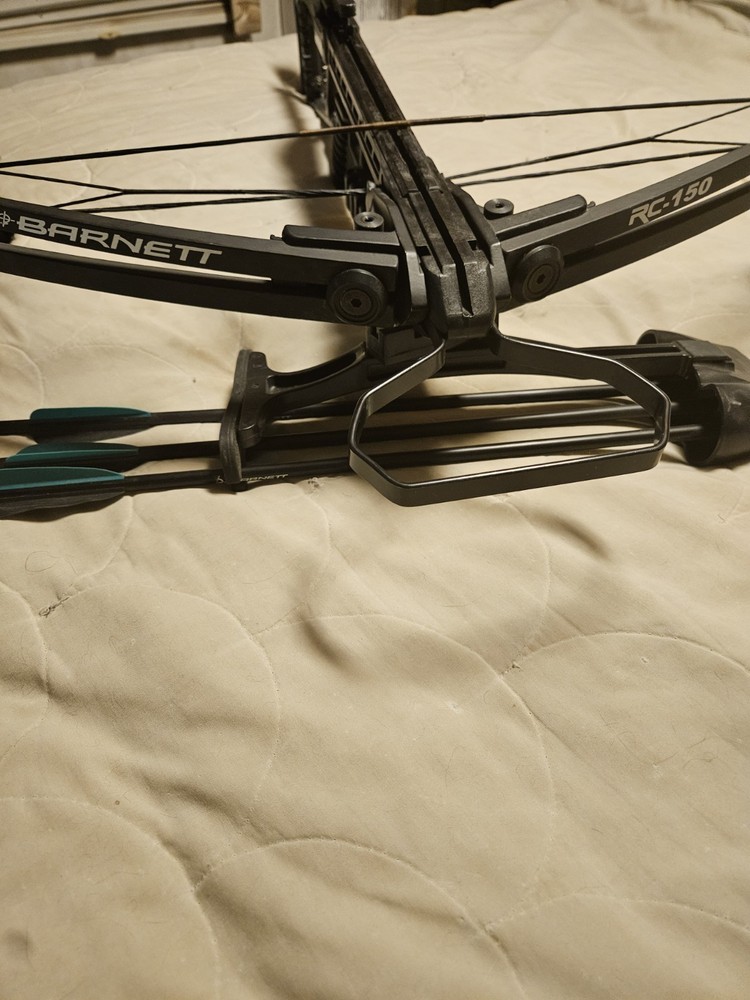 Barnett Jackal Crossbow  New Excellent Condition