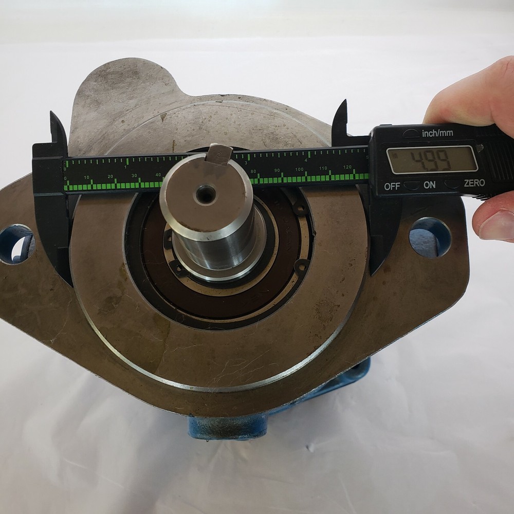 Hydraulic Piston Pump 18059 623 Blue, No Tag