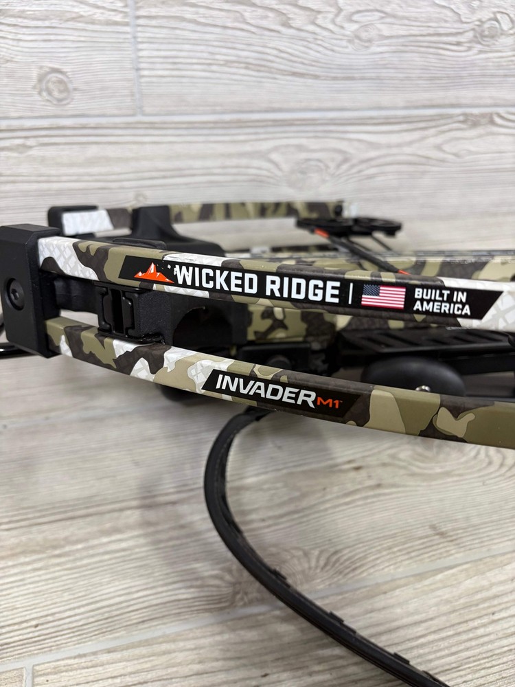 Used Wicked Ridge Invader M1 AcuDraw Package