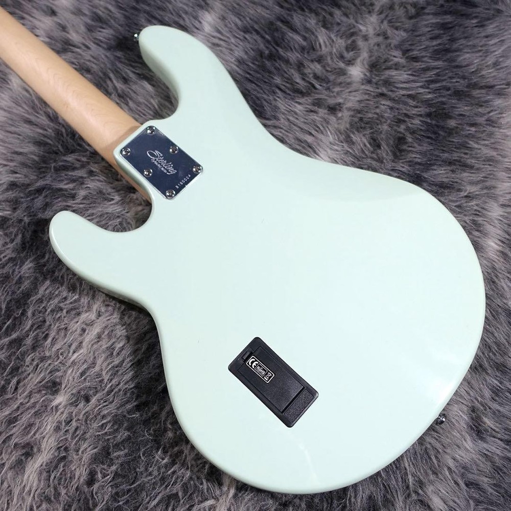 Sterling Stingray Ray4