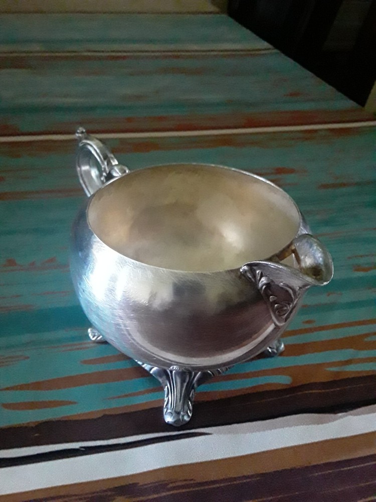 Vintage International Silver Co. Footed Creamer