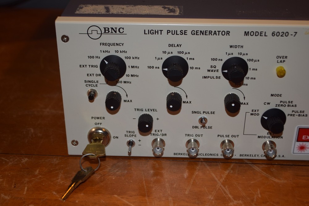 BNC Berkley Nucleonics Corp. 6030-7 Light Pulse Generator