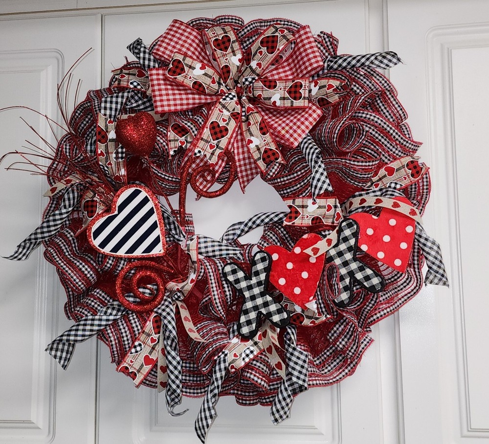Valentine's Day Xoxo Wreath