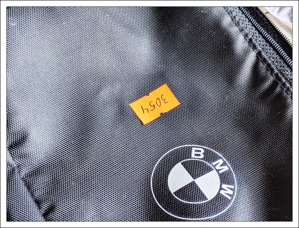 ✅ BMW E60/E65 5 and 7 series first aid kit OEM