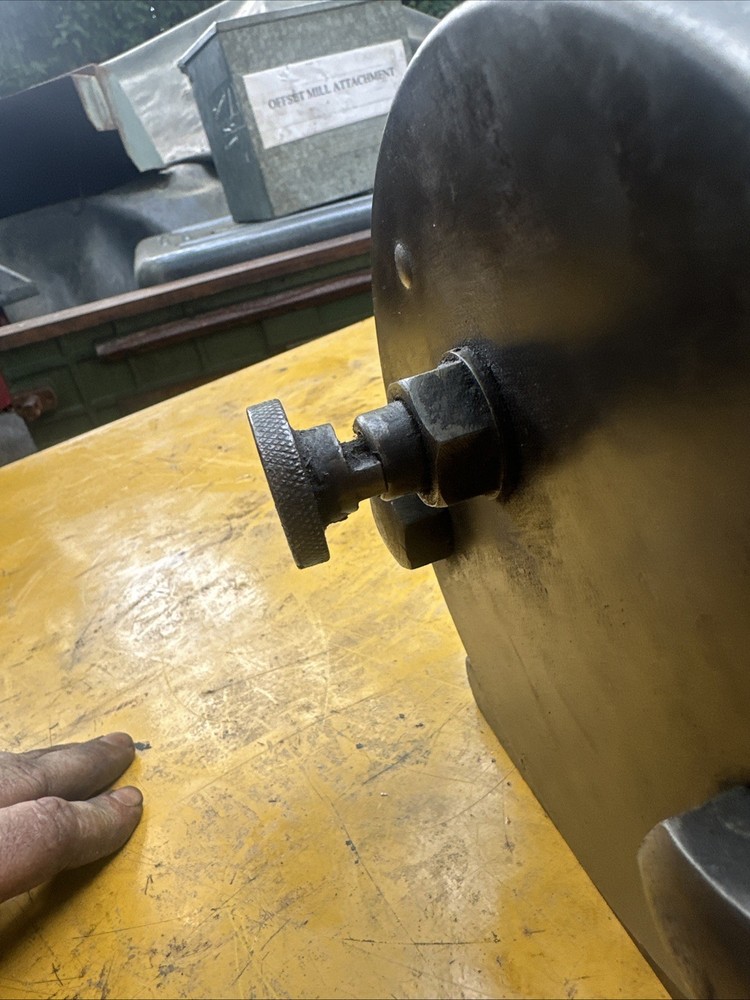Kempsmith Tilting Adjustable Angle Dividing Head, Tailstock, & Indexing Plates