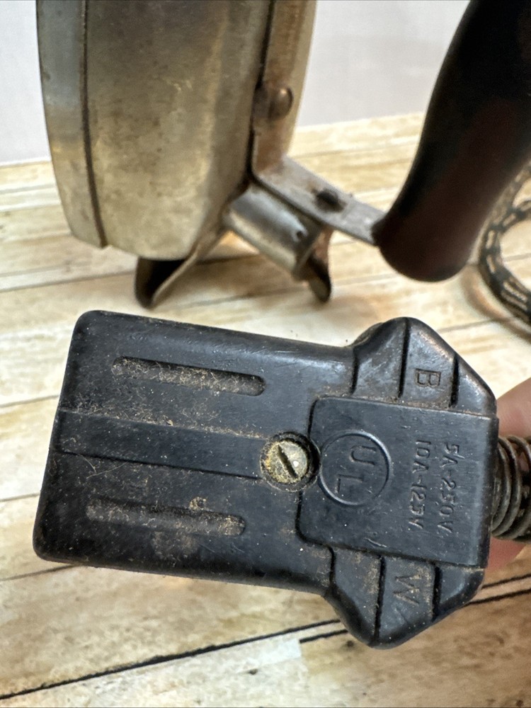 Antique General Electric Iron With Cord