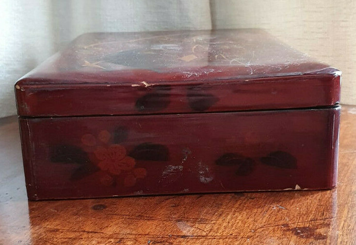 Japanese red lacquer box