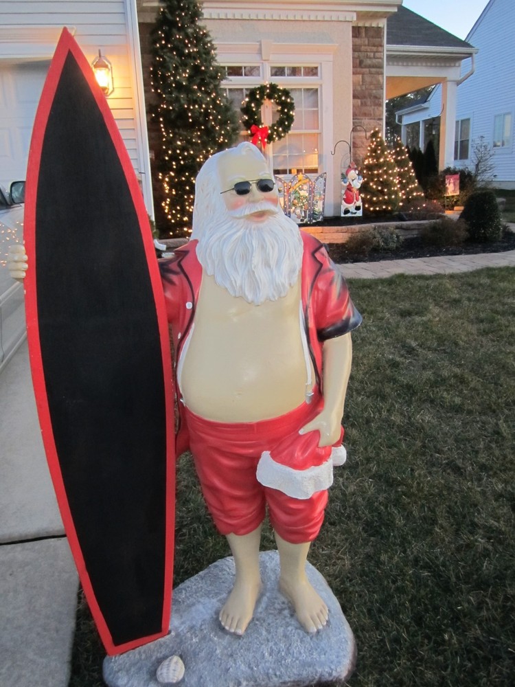 VINTAGE SURFING SANTA