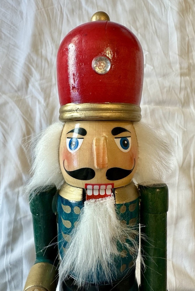 CHRISTMAS NUTCRACKER 12 INCH PRINCE With Hat