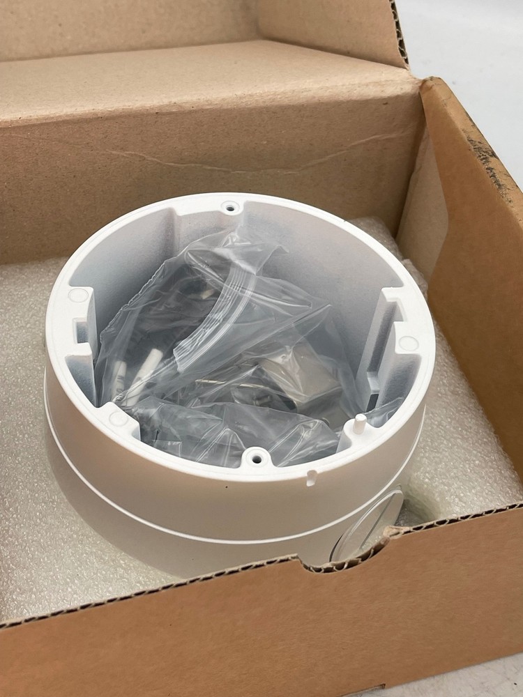 March Networks 25334 Hard Surface Adaptor for CAMPXMICRODE Boxed Camera Mount