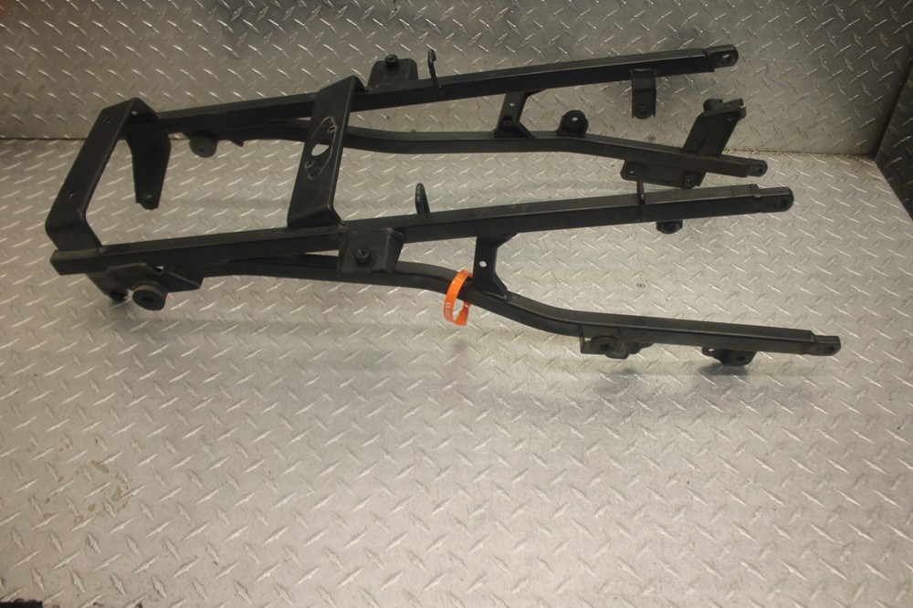 2005 SUZUKI VSTROM 1000 DL1000 REAR SUBFRAME BACK SUB FRAME