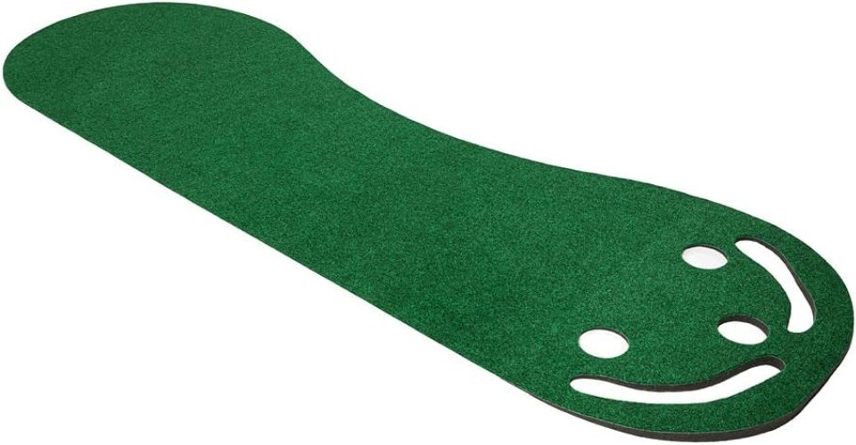 Kidney-Shaped Putting Green - 3' x 9'