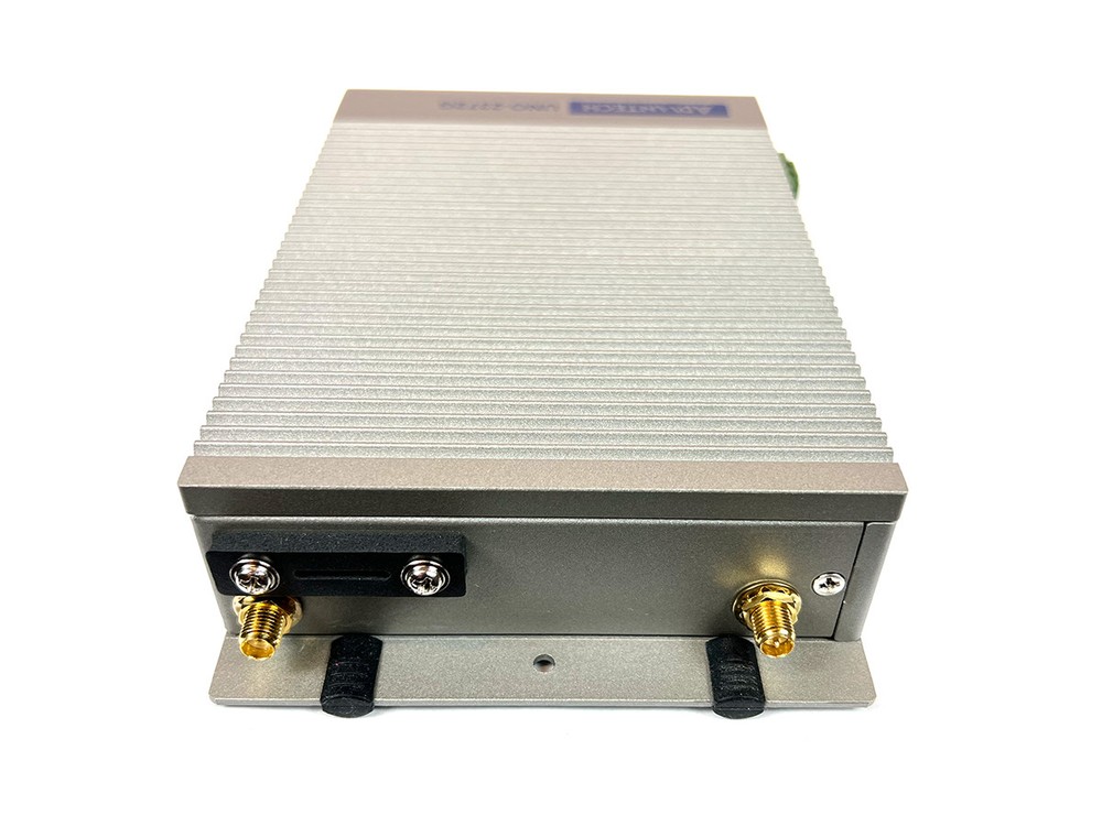 Advantech UNO-2372G Modular Embedded PC Intel Atom E3845 1.91GHz QC 4GB RAM