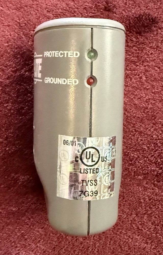 Traveler Tripp Lite Surge Protector - UL1449