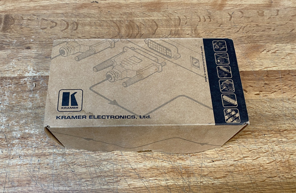 Kramer VM-3VN Composite Video 1:3