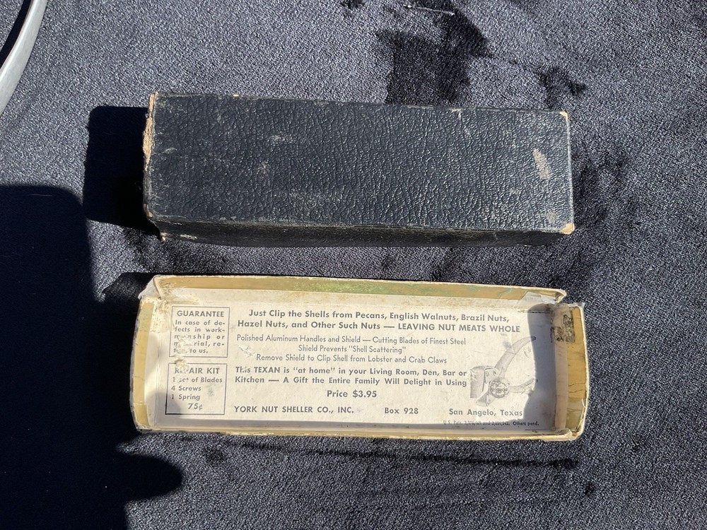 Vintage Texan Nut Sheller With Box