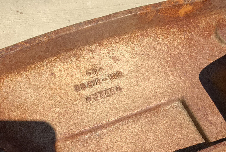 Vintage Cast Iron Table Saw Base 103
