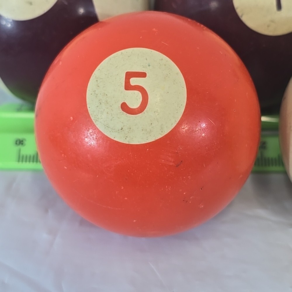 8 Vintage Replacement Pool Billard Balls 2 1/4" Diameter Vertical Stripes