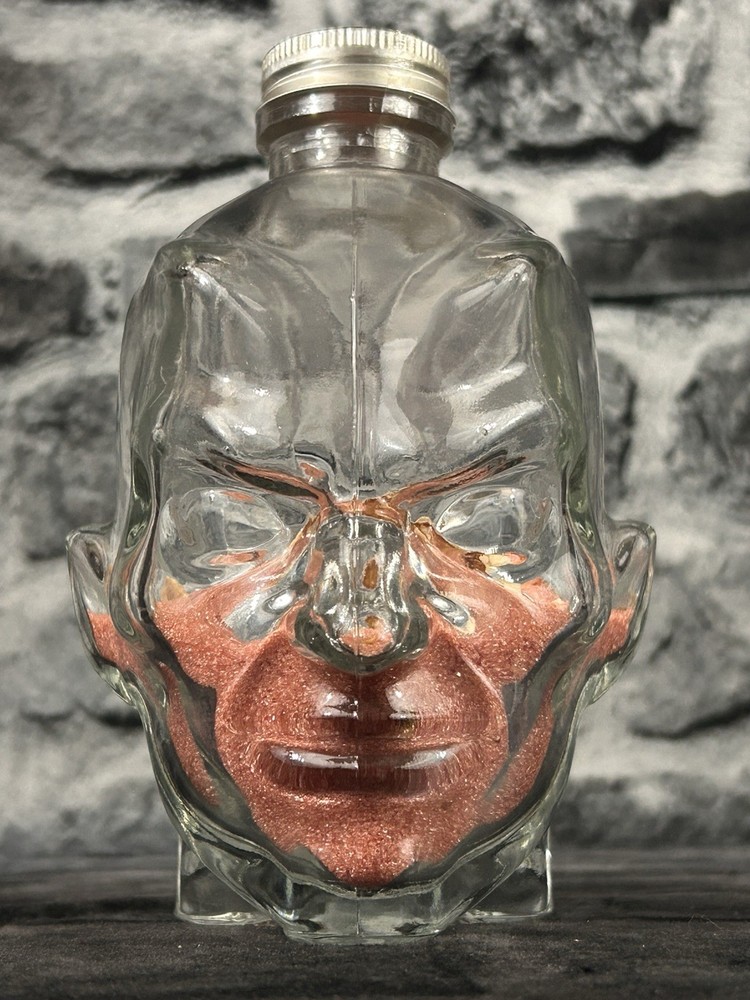 El Diablo Crystal Head Apothecary Magic Display