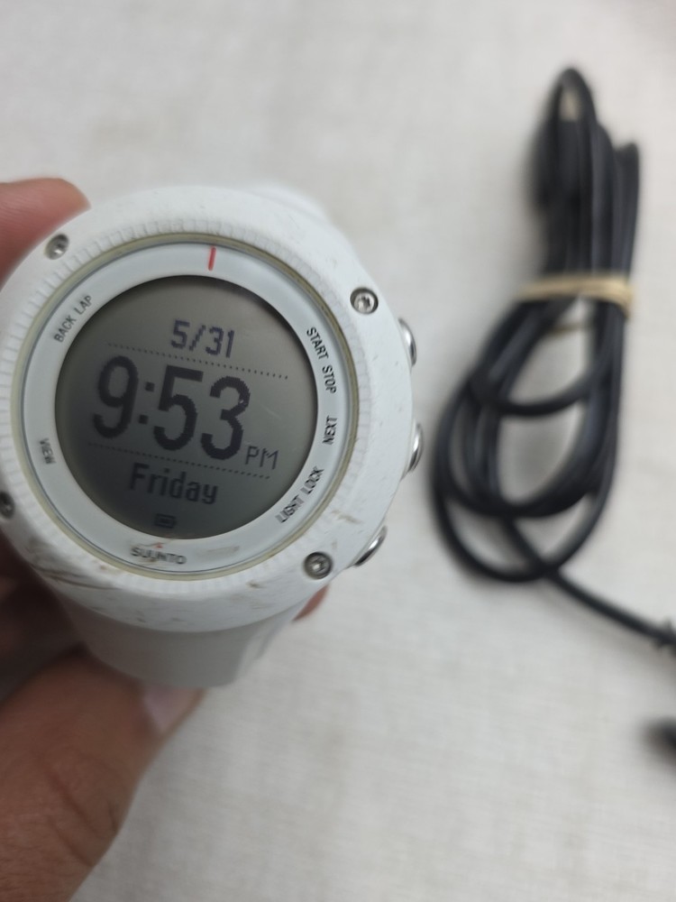Suunto ambit 2 R white.