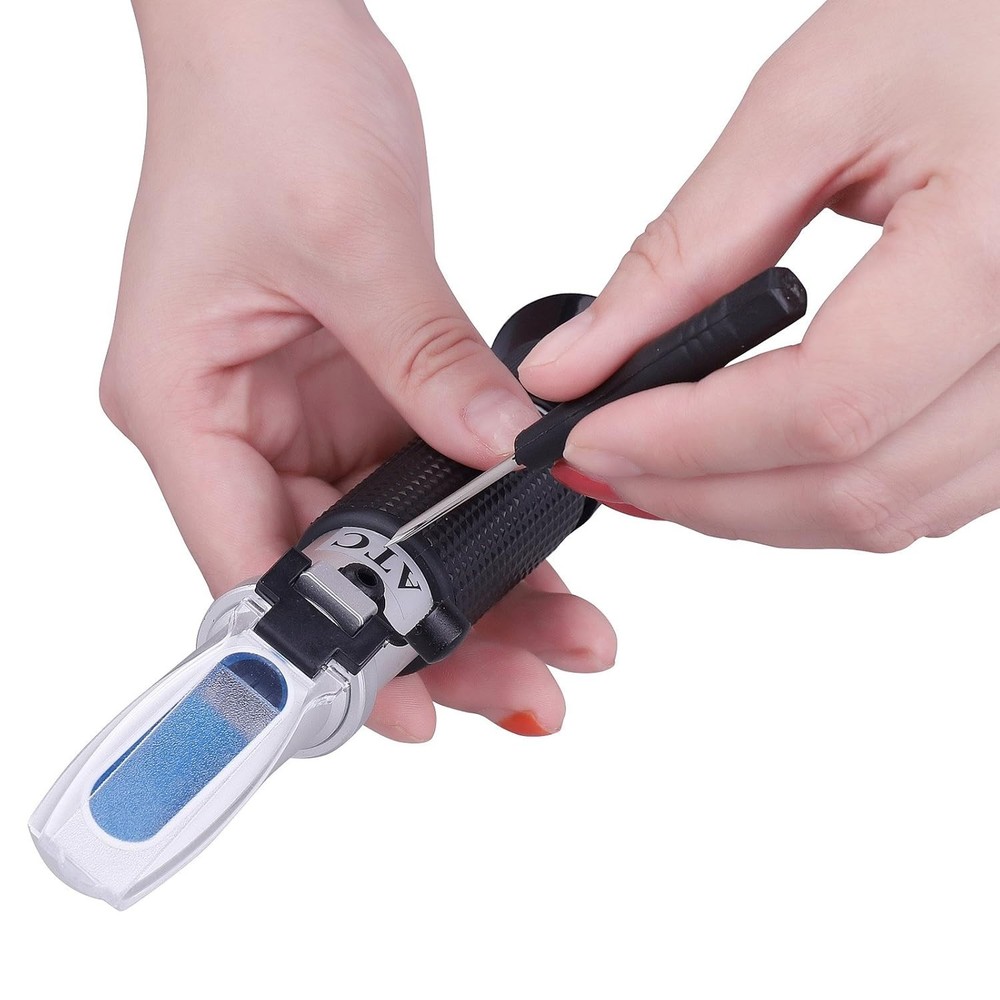 Precision Honey Refractometer with ATC - Accurate Brix Tester for Home & Pro Use