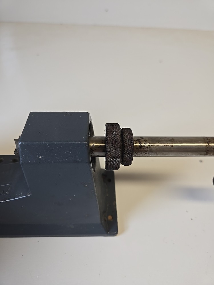 lyman universal case trimmer (Functional Poor Condition)