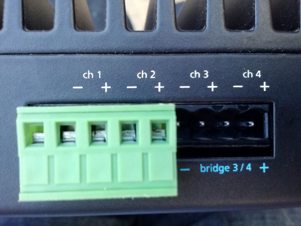 5-Pin Speaker / Power Plug AUDIO CONTROL AUDIOCONTROL Amplifier Processor