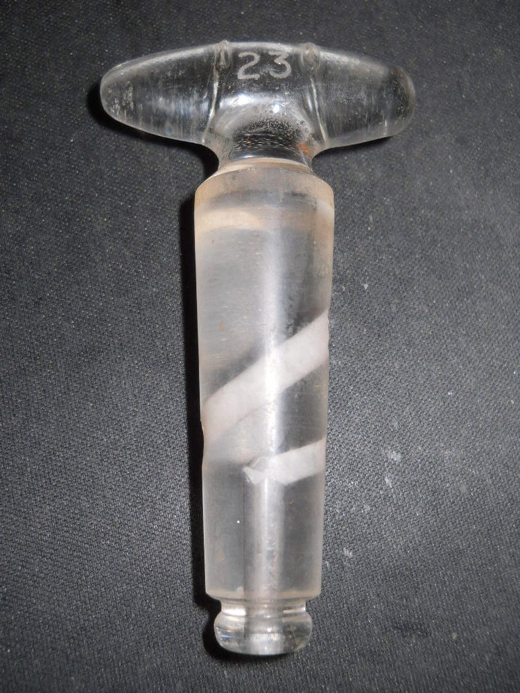 Unbranded Single Diagonal 4mm Bore Solid Glass Stopcock Plug w Bottom/Side Vent