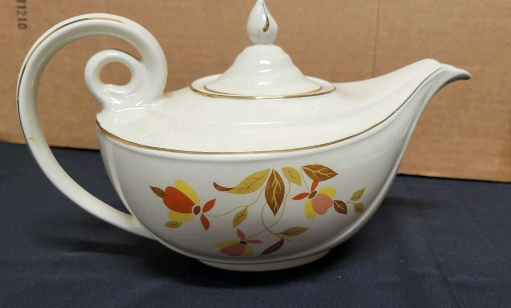 Autumn Leaf Aladdin Teapot